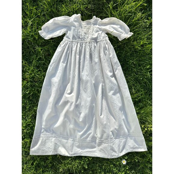Antique Early Century Short Sleeve Christening Dress In White Cotton With Eyelet